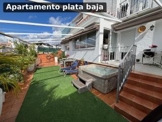 Apartamentos Condal - Dúplex o Planta Baja con Jacuzzi & BBQ - 7