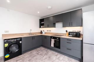 Perfect Booking Private Garden & Large Parking - 3
