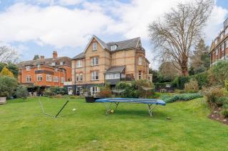 Skyview Suite by Grandeur Property - 9