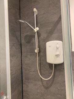 Stylish Room In Bradford City Centre With Self Check-In and Free WiFi - 1