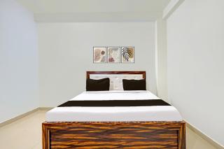 Hotel O SKY LIGHT - 8