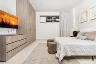 Waterfront condo with pool & gym access - 1