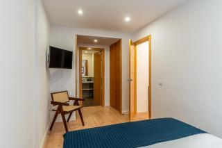 4256 - AB Les Corts BI - 3