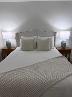 3 BR Pool Home Prime Las Olas Walk to Everything - 4