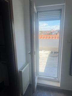 Grey Pearl with free EV Ch-Station - Valbandon - 4