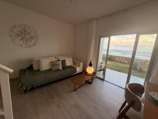 Casa Pé na areia frente mar - 4 suítes com Piscina - 4