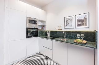 Edmond Vibes Plaza de España Suites - 5