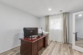 Valclyde Signature Home - 6