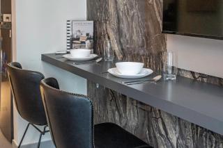 Marble Studio Aljada l Pool & Gym l Cozy Community - 3