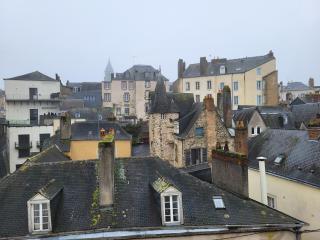 Chambre dans le vieux quartier de Laval - 2