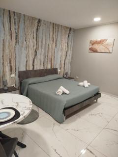 Avusa Home - 4