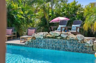 Bikini BeachHouse! Sleeps 16 wHeated PoolFirepit - 8