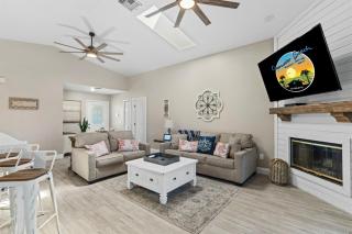 Bikini BeachHouse! Sleeps 16 wHeated PoolFirepit - 3