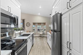 Bikini BeachHouse! Sleeps 16 wHeated PoolFirepit - 2