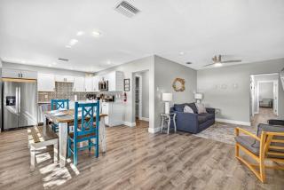 Heated Pool2 min walk 2 the BeachSleeps 9Cute - 6