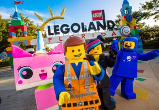 Tropical YardHeated PoolFirepitGame roomBeach - 6