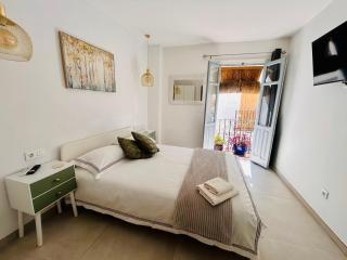Fabulous 2 bed-townhouse with large rooftop! - 4