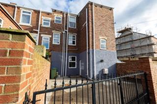 Durham 5BR Contractors Long Stay Discounts - 0