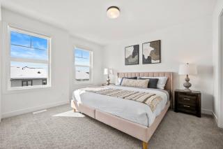 Modern 2BR Townhome Near Aspen Landing and WinSport - 9