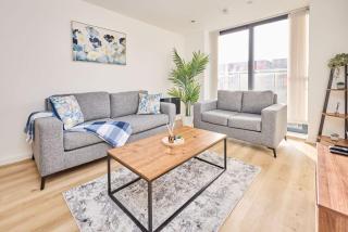 2-Bed City Stay, Walk to Bullring, Netflix and Parking - 9