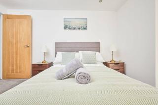 2-Bed City Stay, Walk to Bullring, Netflix and Parking - 6