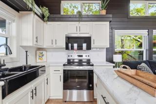 Lakefront Retreat Featuring Outdoor Fireplace - 4