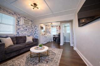 Boutique Hotel Style Steps to Boardwalk - 9