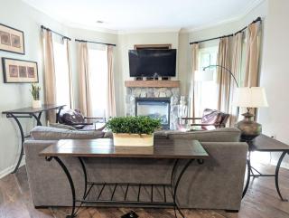Spacious 3 bed 2 bath Sanctuary - 5