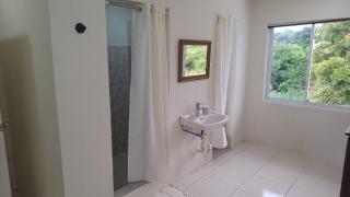 Windy Hill Suites 3bdr Apartment, sleeps 8 - 4