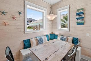 Pet Friendly Shared Pool Winter Texan Family Deals - 8