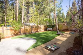 The Brook Ave Bungalow - Kings Beach - 2