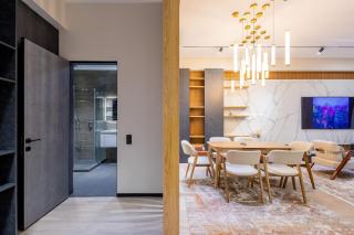 7 Star Apartments with Fountain view - 8