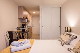 Modern Urban Studio in Santa Lucia Prime Location - 3