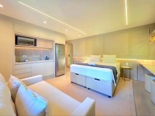 Alto Padrão no Coração de Foz c Garagem - 0