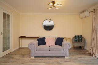 Skelhorn Villa - Air Conditioning, Rugby, Near M6, DHL & Amazon Warehouse - 5