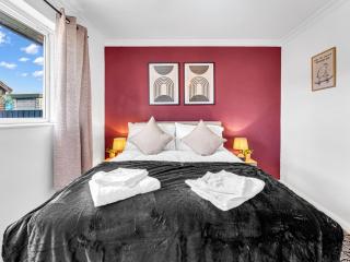 Mallory House 2BR 10 Minutes from Alton Towers with Parking - 9