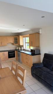 House No 10, Dingle Lispole holiday homes - 6