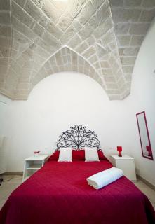 IL FICO Apartments - 8