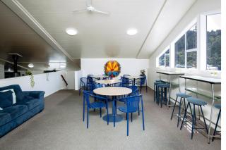 The Boathouse Lodge - 2