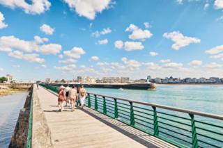 Vacation house between port and beach with garage - 3