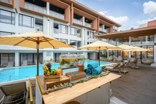LIV Hotel Phuket Patong Beachfront - Patong Beach - 6