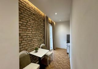 Mirea Essence - Cozy Apartment with View of Tirana - 7