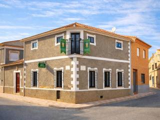 Themed manor house - 0