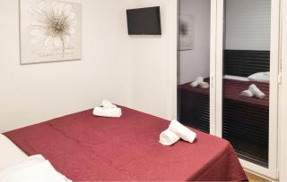 Lovely Apartment In Vrboska With Wifi - 6
