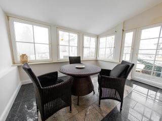 Schiefe Stadtvilla Oldenburg - große Altbauwohnung - 8