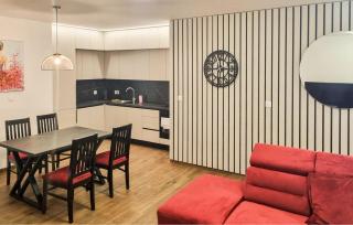 Stunning Apartment In Vrboska With House Sea View - 8