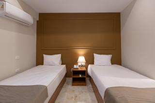 Dust pyramids hotel - 6