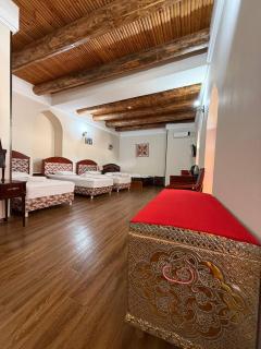 SHoxtut INN 18-19Th Century - 7