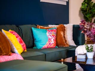 Hot Tub Ping Pong Sleeps 9 Retro Fun - 2