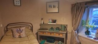 Higher Barton Guest room - 4